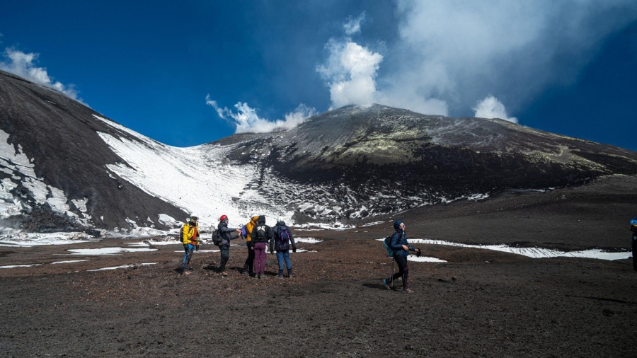 etna-trekking-300mt-from-catania
